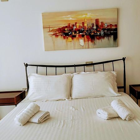 Polyxeni Apartments & Rooms Qeparo Dış mekan fotoğraf