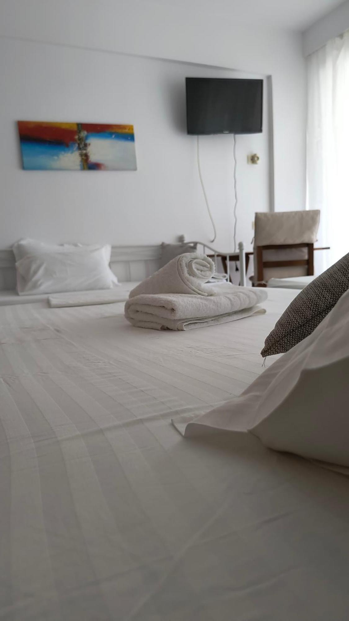 Polyxeni Apartments & Rooms Qeparo Dış mekan fotoğraf