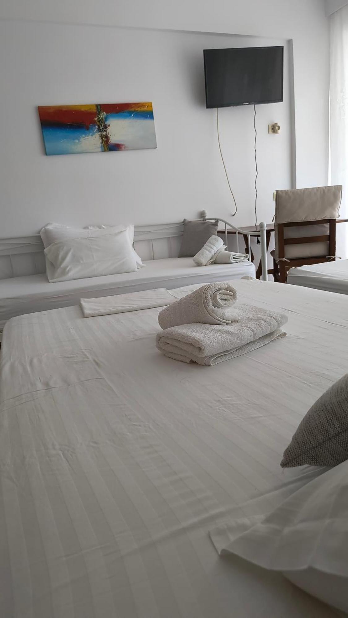 Polyxeni Apartments & Rooms Qeparo Dış mekan fotoğraf