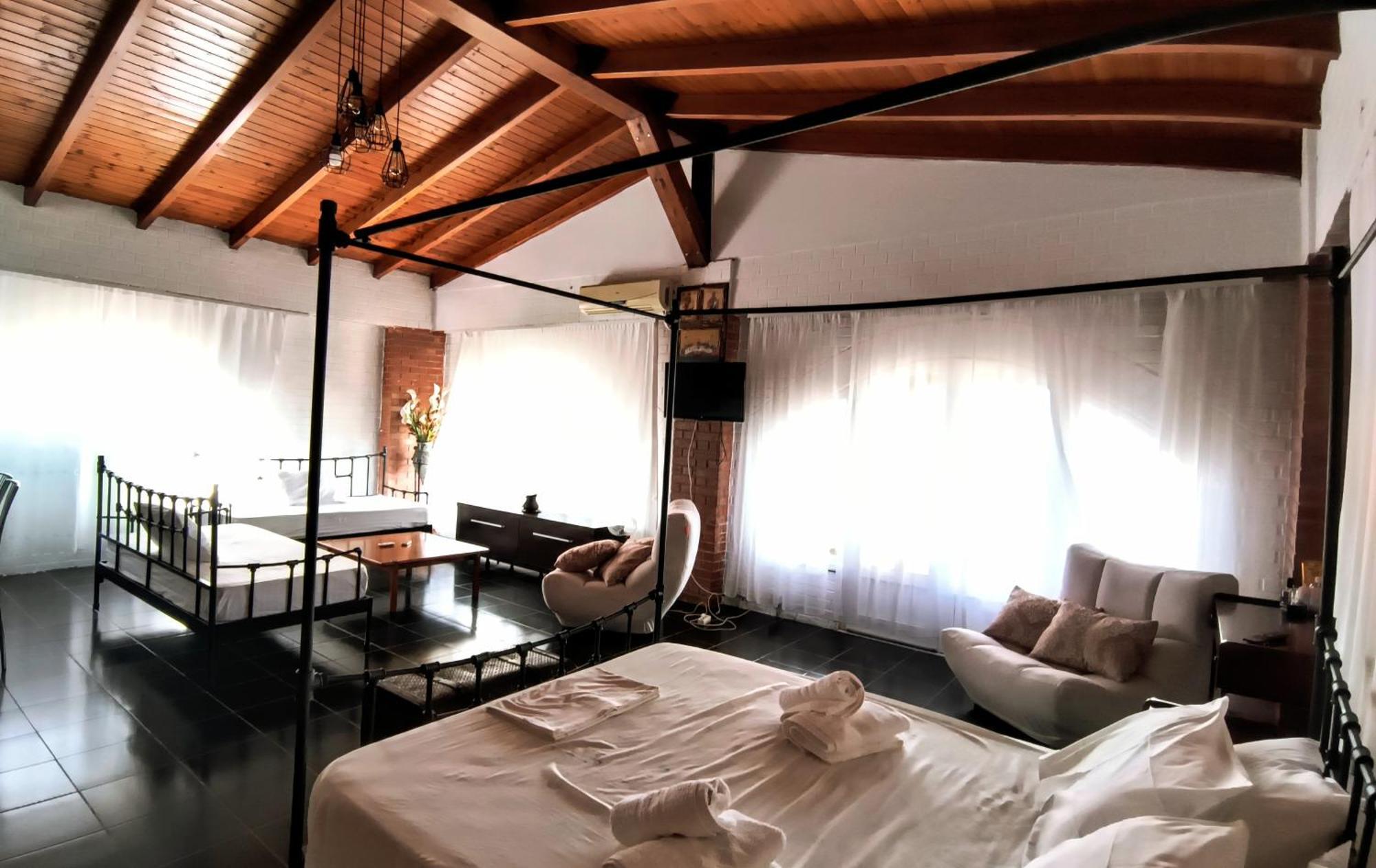 Polyxeni Apartments & Rooms Qeparo Dış mekan fotoğraf