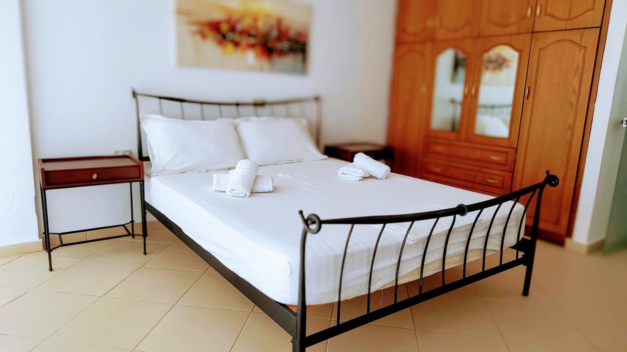 Polyxeni Apartments & Rooms Qeparo Dış mekan fotoğraf