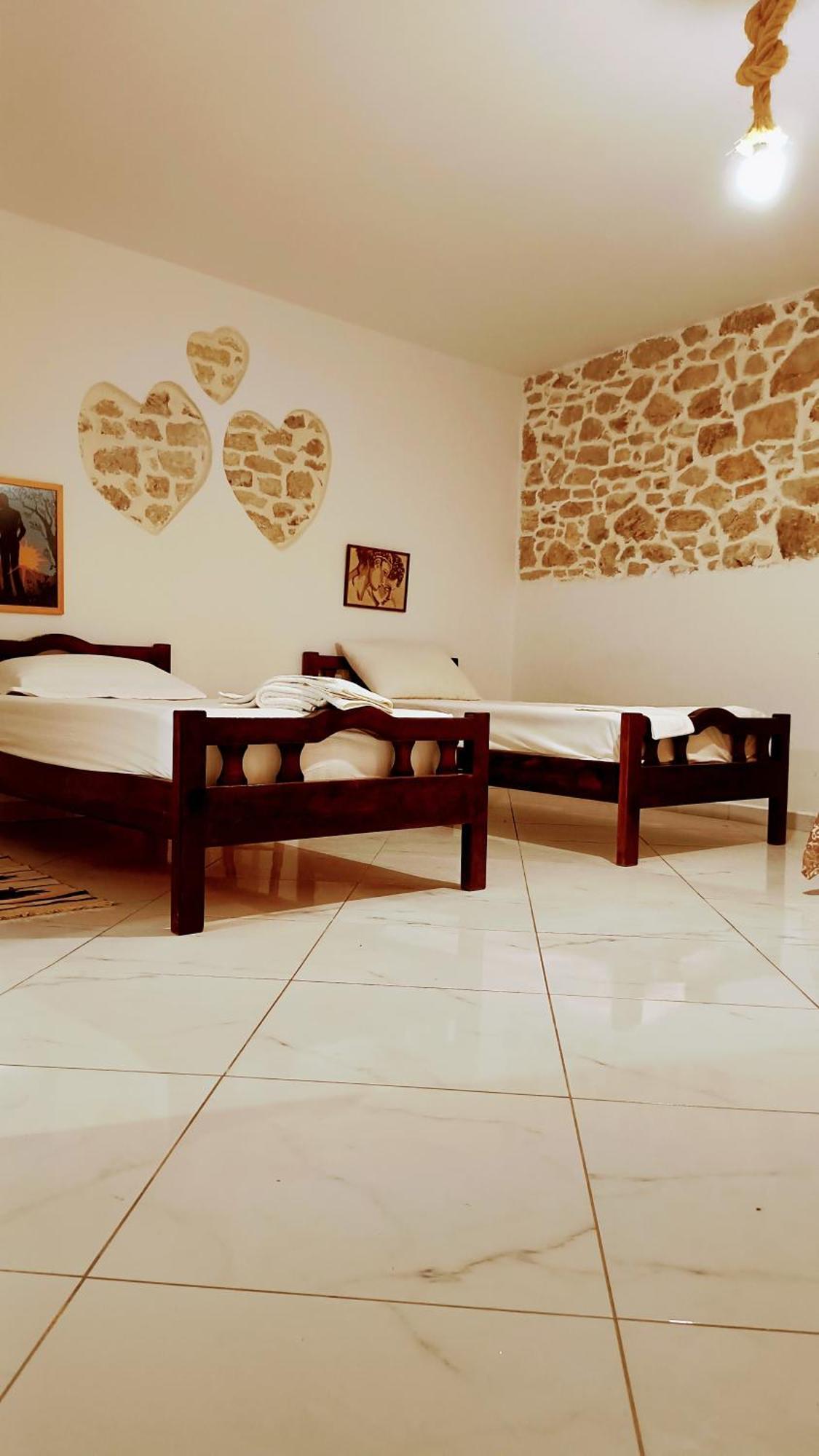 Polyxeni Apartments & Rooms Qeparo Dış mekan fotoğraf