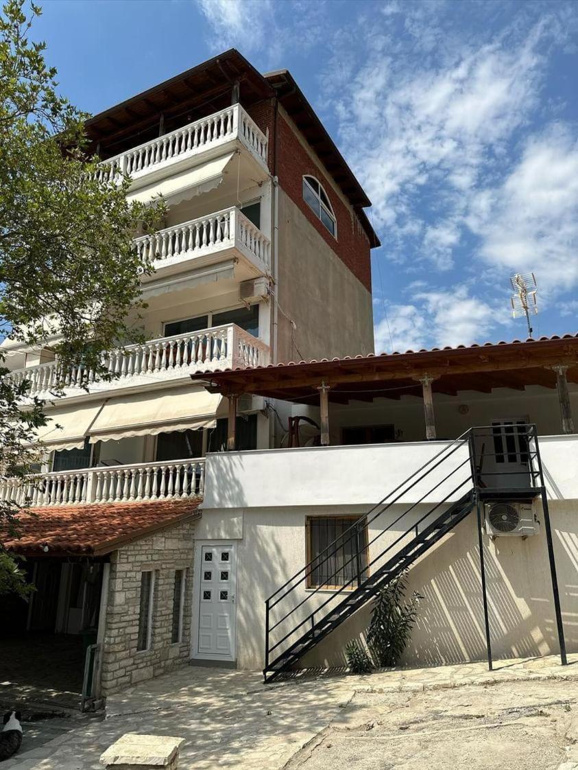 Polyxeni Apartments & Rooms Qeparo Dış mekan fotoğraf