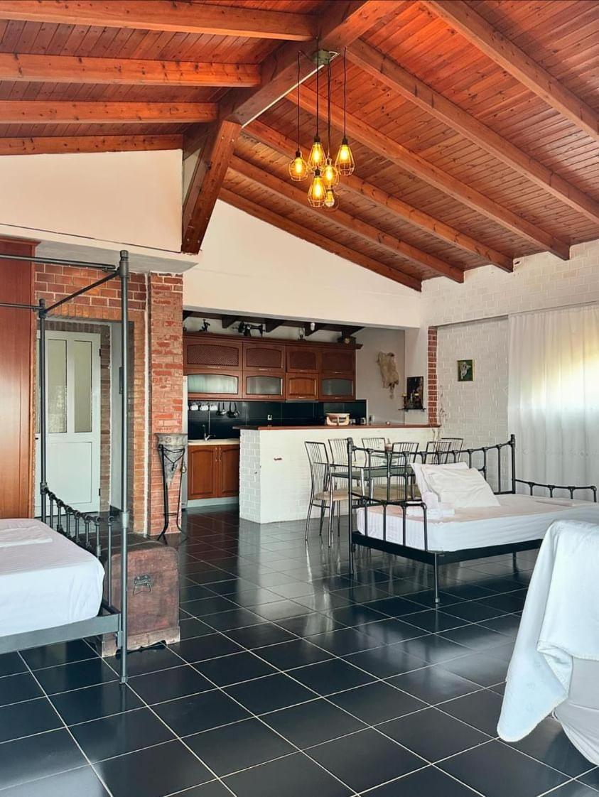 Polyxeni Apartments & Rooms Qeparo Dış mekan fotoğraf