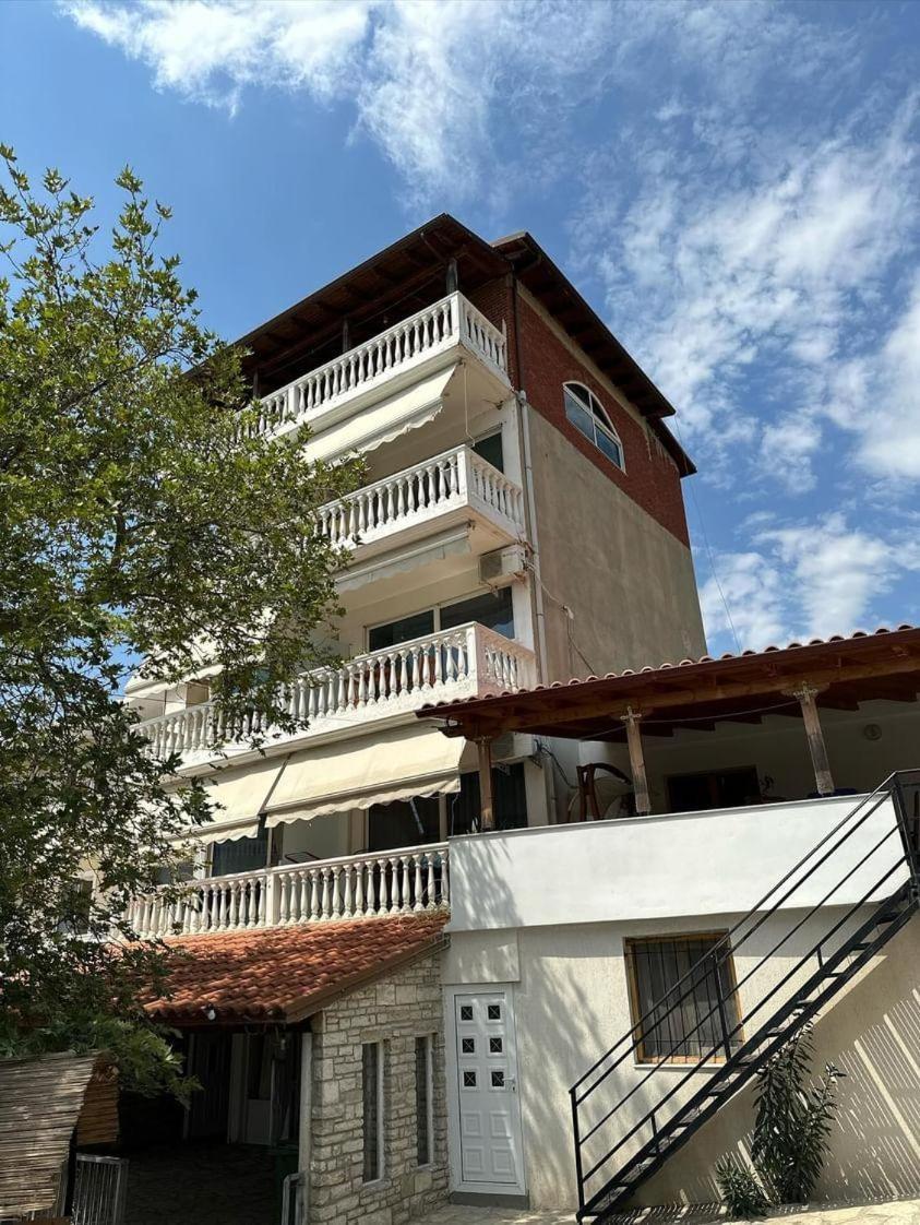 Polyxeni Apartments & Rooms Qeparo Dış mekan fotoğraf